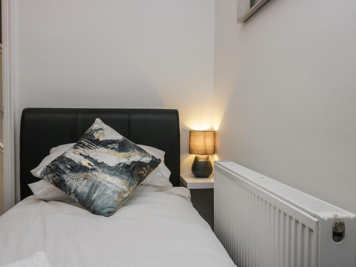 Eden On The Crescent Apartamento Morecambe Exterior foto