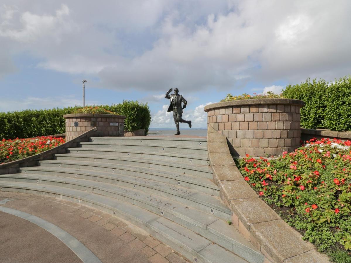 Eden On The Crescent Apartamento Morecambe Exterior foto
