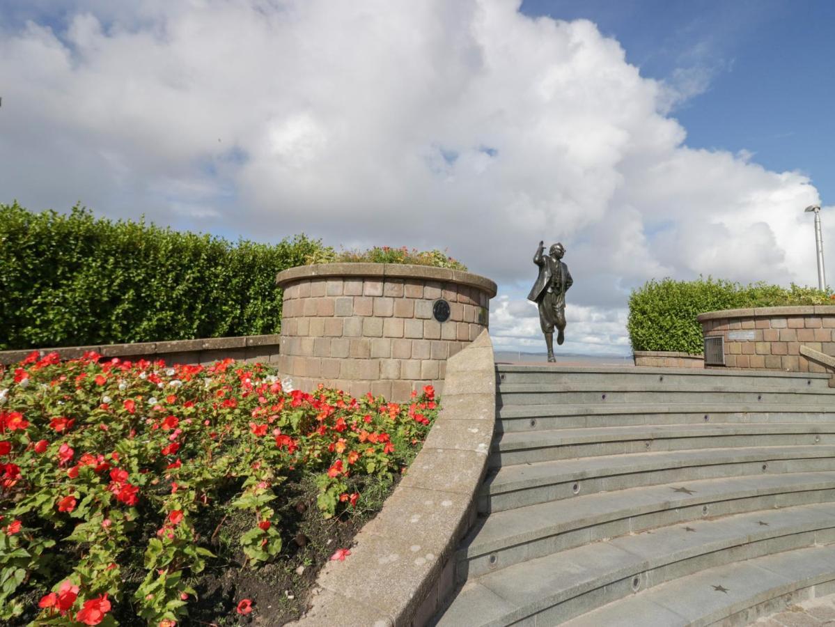 Eden On The Crescent Apartamento Morecambe Exterior foto